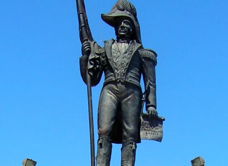 Гаити: Statue de Jean-Jacques Dessalines, dirigeant de la révolution haïtienne, Cap-Haitien.